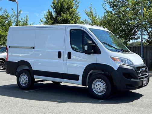 2025 RAM ProMaster 1500 Low Roof