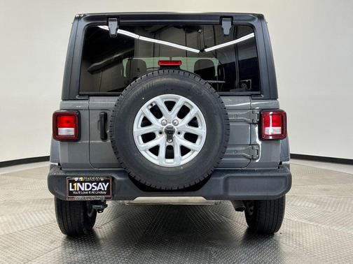 2023 Jeep Wrangler Sport