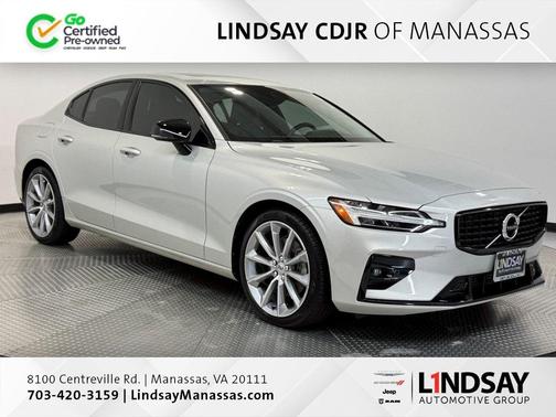 2021 Volvo S60 T5 Momentum