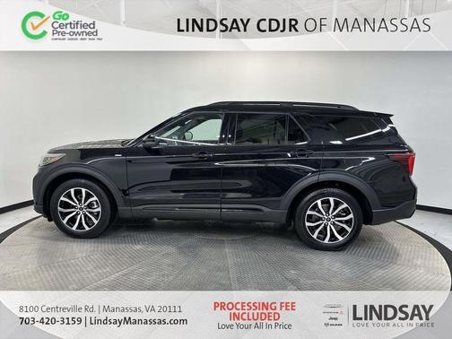 Black Metallic 2025 Ford Explorer ST-Line