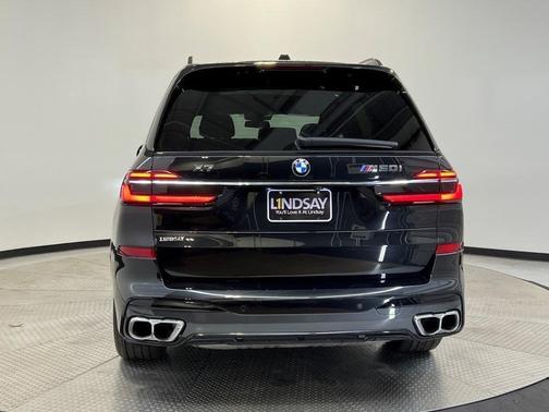 2024 BMW X7 M60i