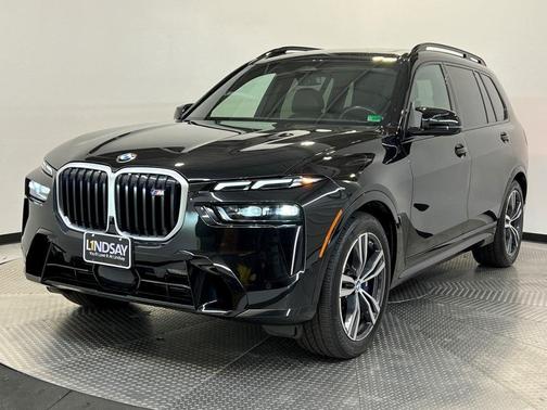 2024 BMW X7 M60i