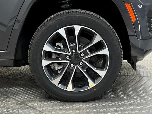 2025 Jeep Grand Cherokee L Overland