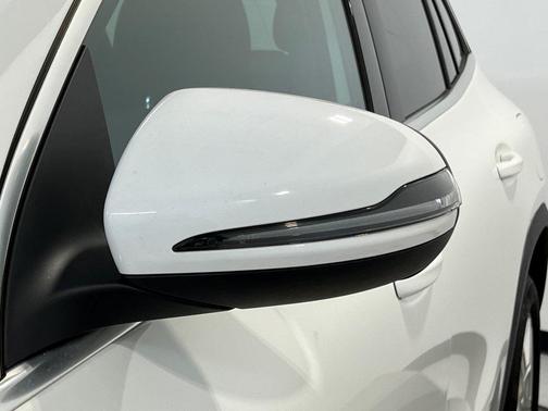 2022 Mercedes-Benz GLA 250 Base 4MATIC