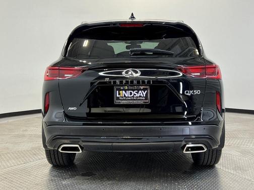2022 INFINITI QX50 Luxe