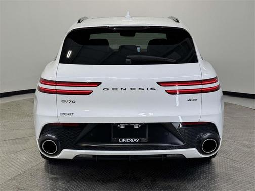 2023 Genesis GV70 2.5T