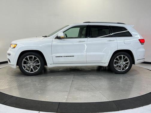 2020 Jeep Grand Cherokee Summit