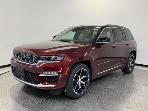 Velvet Red Pearlcoat 2023 Jeep Grand Cherokee 4xe Summit