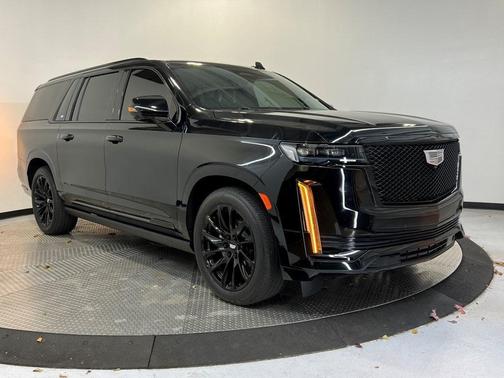 2023 Cadillac Escalade ESV Sport Platinum