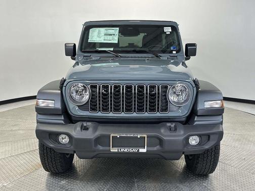 Anvil Clearcoat 2026 Jeep Wrangler Sport