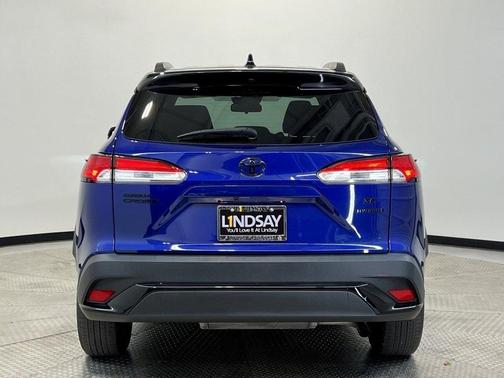 2023 Toyota Corolla Cross Hybrid SE