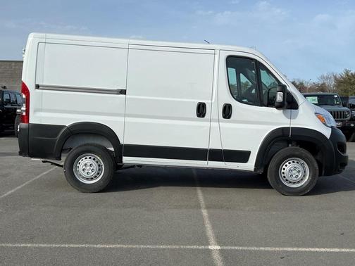 2025 RAM ProMaster 1500 Low Roof