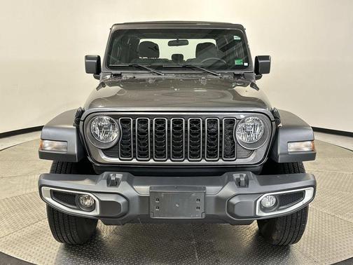 2024 Jeep Gladiator Sport