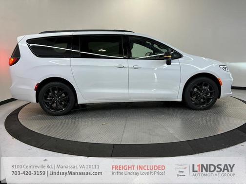 2026 Chrysler Pacifica Limited