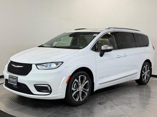 2026 Chrysler Pacifica Pinnacle