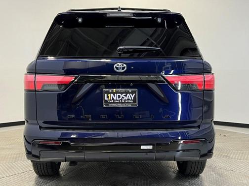 2023 Toyota Sequoia Platinum