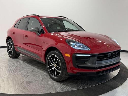 2025 Porsche Macan Base