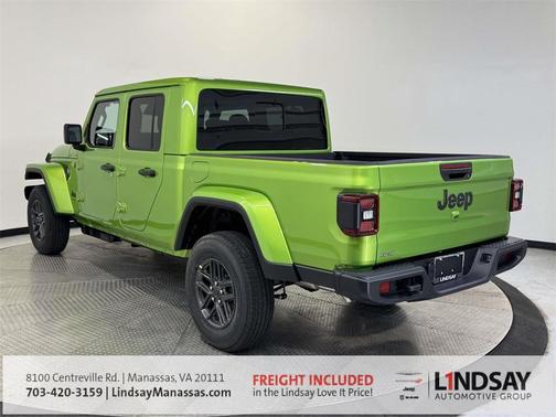 2026 Jeep Gladiator Sport