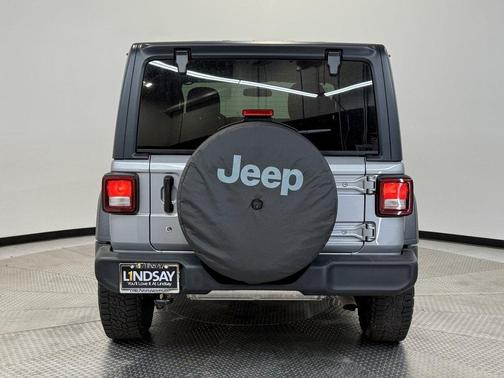 2021 Jeep Wrangler Sport