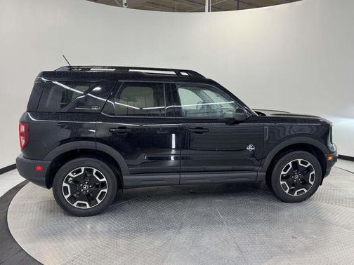 Shadow Black 2022 Ford Bronco Sport Outer Banks