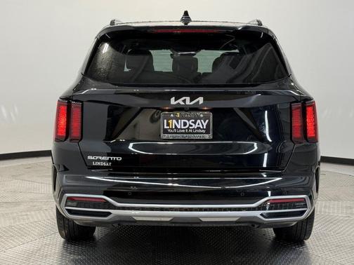 2023 Kia Sorento S