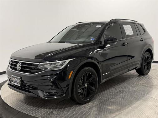 2024 Volkswagen Tiguan 2.0T SE R-Line Black