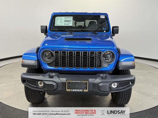 Hydro Blue Pearlcoat 2026 Jeep Gladiator Sport