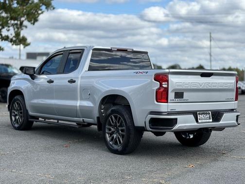 2022 Chevrolet Silverado 1500 Limited Custom