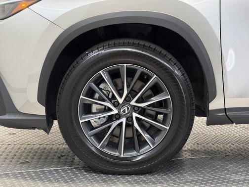 2024 Lexus NX 250 Premium