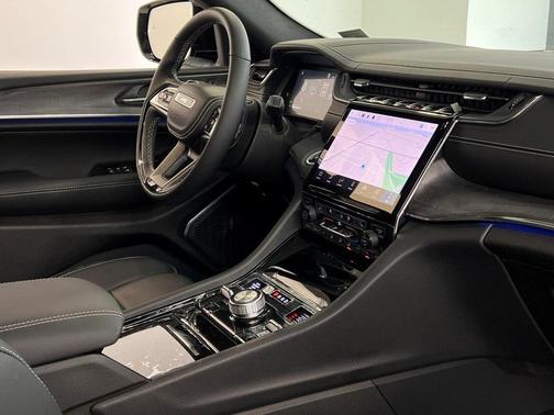2025 Jeep Grand Cherokee L Overland