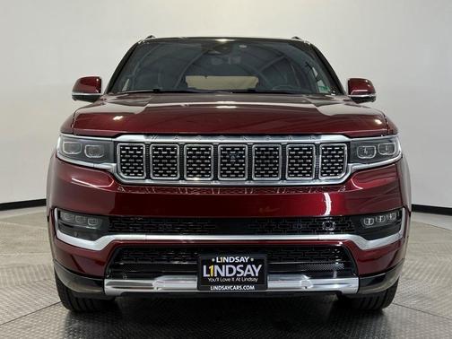 2022 Jeep Grand Wagoneer Series III