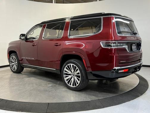 2022 Jeep Grand Wagoneer Series III