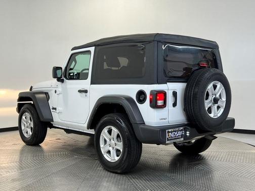 2022 Jeep Wrangler Sport