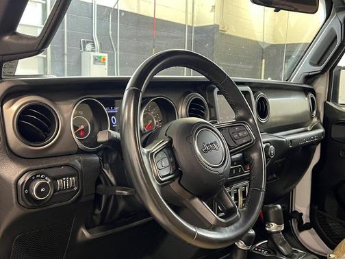 2022 Jeep Wrangler Sport