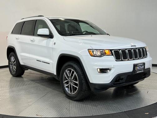 2020 Jeep Grand Cherokee Laredo