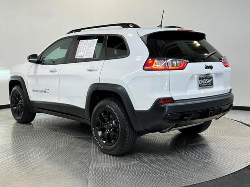 2022 Jeep Cherokee X