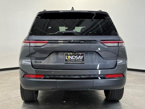 2022 Jeep Grand Cherokee Altitude