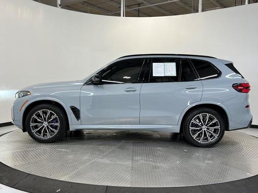2024 BMW X5 M60i