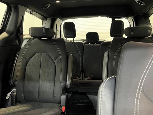 2019 Chrysler Pacifica Touring Plus
