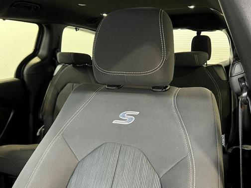 2019 Chrysler Pacifica Touring Plus