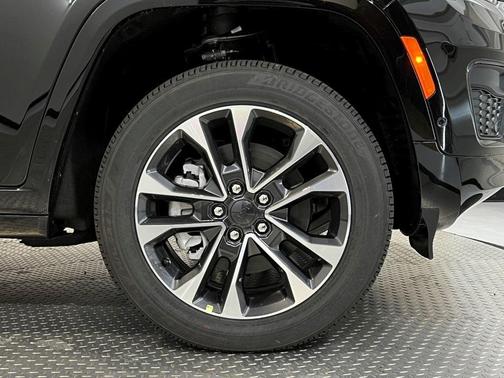 2025 Jeep Grand Cherokee L Overland