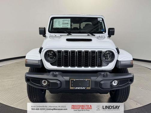 Bright White Clearcoat 2026 Jeep Gladiator Sport