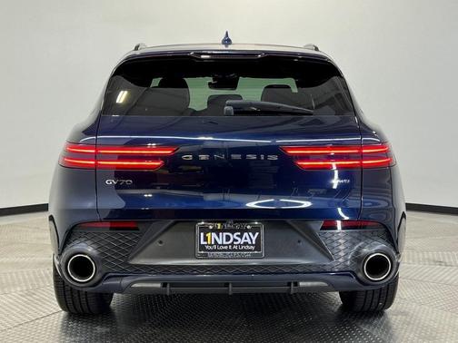2022 Genesis GV70 2.5T