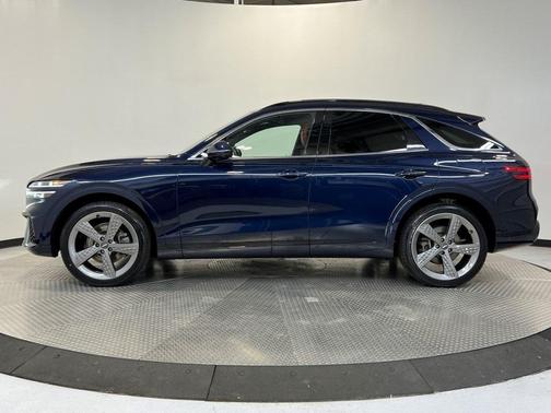 2022 Genesis GV70 2.5T