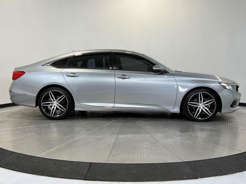 2021 Honda Accord Touring 2.0T