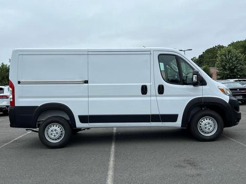 2025 RAM ProMaster 1500 Low Roof