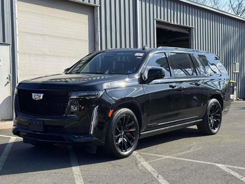 2023 Cadillac Escalade ESV Sport Platinum