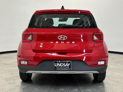 2022 Hyundai VENUE SE