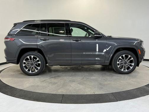 2025 Jeep Grand Cherokee Overland