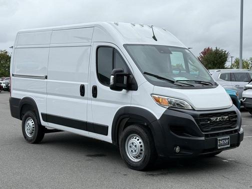 Bright White Clearcoat 2026 RAM ProMaster 1500 Base